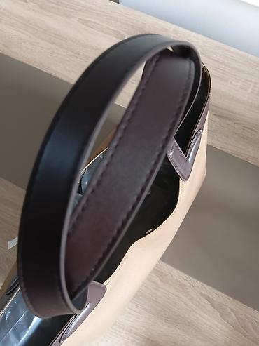 bez torbe zenske: Tote torba elegantnog, minimalističkog dizajna. - Materijali — 4