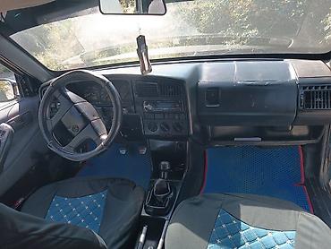 2157517 5: Volkswagen Passat: 1992 г., 1.8 л, Механика, Универсал — 7