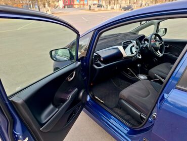 Honda: Honda Fit: 2010 г., 1.5 л, Автомат, Бензин, Хэтчбэк — 12