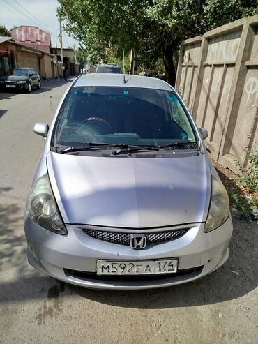 Honda: Honda Fit: 2001 г., 1.3 л, Вариатор, Бензин