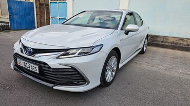 Toyota: Toyota Camry: 2023 г., 2.5 л, Вариатор, Гибрид, Седан