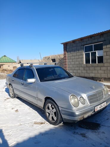 акумлятор на авто: Mercedes-Benz E-Class: 1996 г., 2 л, Механика, Бензин, Седан