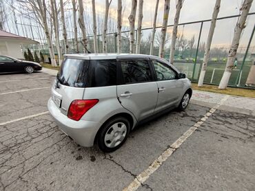 купить мотор на бмв е39: Toyota ist: 2002 г., 1.5 л, Автомат, Бензин, Седан