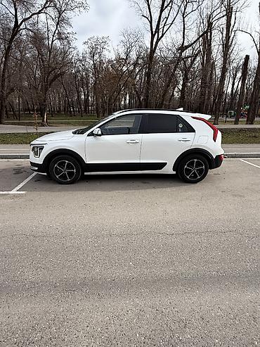 Kia: Kia Niro: 2022 г., 1.6 л, Автомат, Гибрид, Универсал — 8