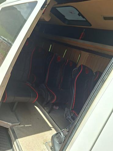 rex sprinter: Бус на заказ Volkswagen Crafter — пассажирский микроавтобус повышенной — 3