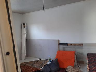 Продажа коттеджей и домов: Срочно продам дом в г.Каракол Ул. Алыш Акунова 29. Участок 4.5 сотки — 13