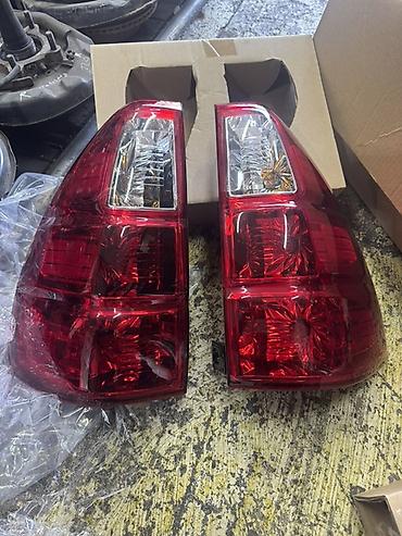 abc design 3 tec universal arabalar: Toyota Land Cruiser Prado üçün arxa stop-işıq komplekti (sol + sağ) — 1
