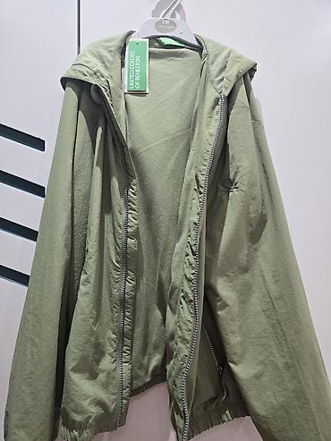 Kurtkalar: Məhsul: United Colors of Benetton kapüşonlu yüngül jaket her giymete — 1