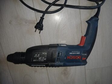 Lampalar: Original Bosch. Adı işlənmişdir, əslində təzə kimidir. Ləkələrini