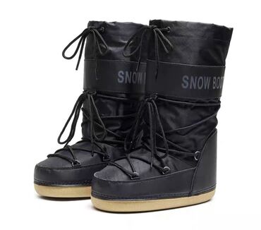 черные ботинки: Moon boots