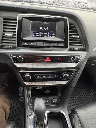 Hyundai: Hyundai Sonata: 2020 г., 2 л, Автомат, Газ, Седан — 12