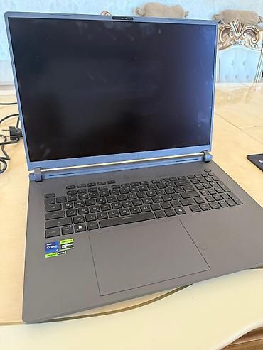 i9 9900: ASUS ROG Strix (17") oyun noutbuku Xüsusiyyətlər: - Ekran: 17.3" — 3