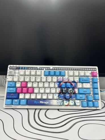 logitech mx keys: Клавиатура, Bloody, Механическая, Проводное подключение, Размер: 75%