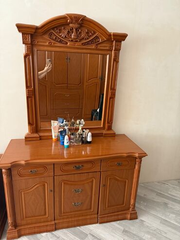 Yataq otağı dəstləri: İkinəfərlik çarpayı, Dolab, Komod, Termo, Malayziya, İşlənmiş -da lalafo.az — 3 Yataq otağı dəstləri: İkinəfərlik çarpayı, Dolab, Komod, Termo, Malayziya, İşlənmiş — 3