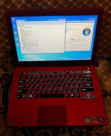 пентиум: Ультрабук, Sony, 8 ГБ ОЗУ, Intel Core i3, 13.3 ", Б/у, Для несложных задач, память SSD