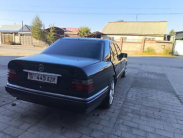 Mercedes-Benz E-Class: 1994 г., 2.2 л, Кол менен иштөөчү, Бензин, Седан lalafo.kg да — 3 Mercedes-Benz E-Class: 1994 г., 2.2 л, Кол менен иштөөчү, Бензин, Седан — 3