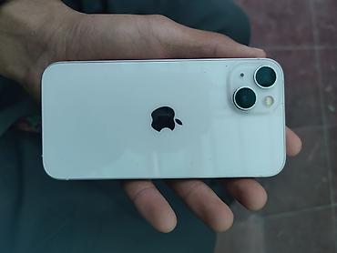 1: IPhone 13, Б/у, 128 ГБ, Белый, Чехол, 73 % — 4