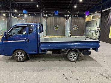 Легкий грузовой транспорт: Легкий грузовик, Hyundai, Стандарт, До 1 т — 1