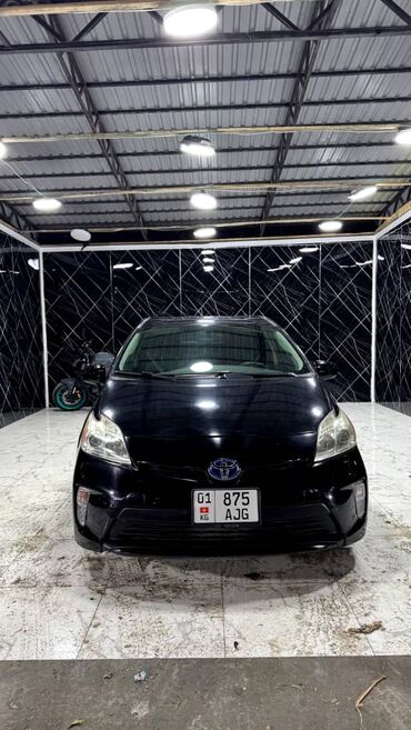 Toyota: Toyota Prius: 2015 г., Гибрид — 13