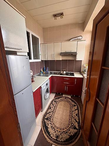 Uzunmüddətli kirayə mənzillər: Bir problem var danışarıq onu ev sahibi tanışdı 3 nəfər qalacayiq — 9