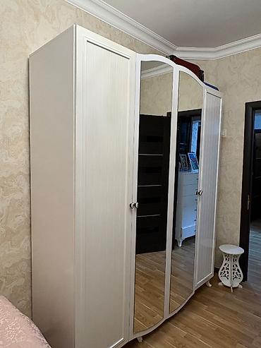 Yeni, 4 qapılı, Güzgülü, Ağ, Açılan, Düz dolab