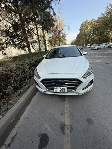 фары на сонату: Hyundai Sonata: 2017 г., 2.4 л, Автомат, Бензин, Седан