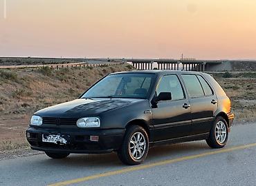 golf maşını: Volkswagen Golf: 1.8 l | 1997 il Hetçbek — 8