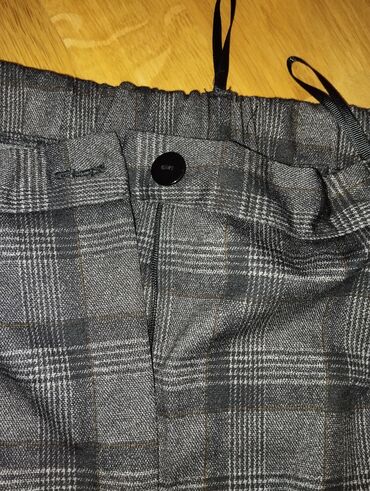 Dəstlər, kostyumlar: Dəst kostyum qadın üçün 40 razmer yeni kimidir 1 dəfə geyinilib baha — 9