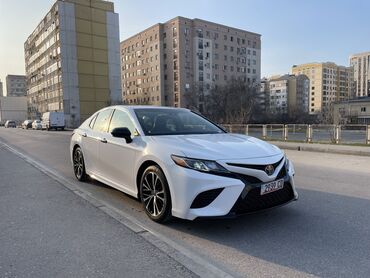 Toyota: Toyota Camry: 2018 г., 2.5 л, Автомат, Бензин, Седан