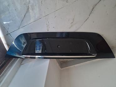 kardanlar: Üstən çıxmaorijinal Mercedes w211 (panarama) arxa baqaj hissəsi.Əla — 1