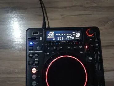 IPod i MP3-plejeri: DJ Tech USOLO FX Compact DJ Media Player and Controller Slanje Brzom — 9