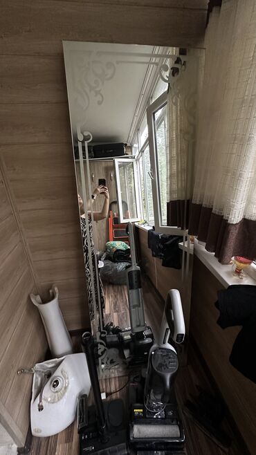 мужской спортивный костюм 54: Срочно Продаю зеркало, 200*70см. Сзади качественный мдф, очень