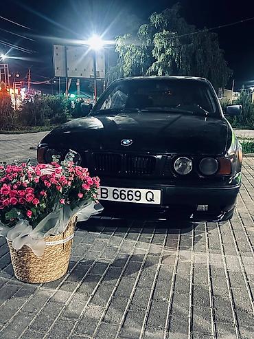 Унаа: BMW 5 series: 1993 г., 2 л, Кол менен иштөөчү, Бензин, Седан — 1