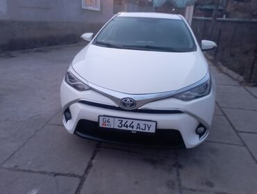 запах авто: Toyota Corolla: 2018 г., 1.8 л, Вариатор, Гибрид, Седан