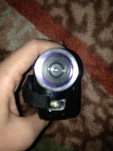 Videokameralar: Kamera teze sony satılır qutusuve səndləri yerinde — 11