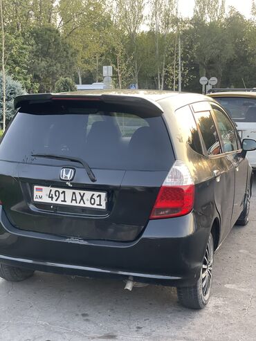 машына автомат: Honda Fit: 2003 г., 1.5 л, Автомат, Бензин