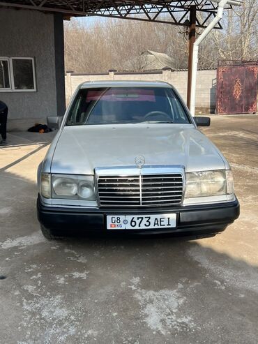 Mercedes-Benz: Mercedes-Benz E-Class: 1993 г., 2.3 л, Механика, Бензин, Седан