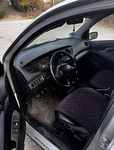 dayhatsu yrv: Daihatsu YRV: 2004 г., 1 л, Механика, Бензин, Хэтчбэк — 7