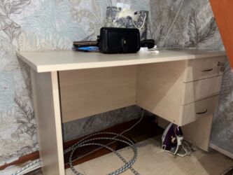 stolustu kompyuter: Kompüter masası, Yeni