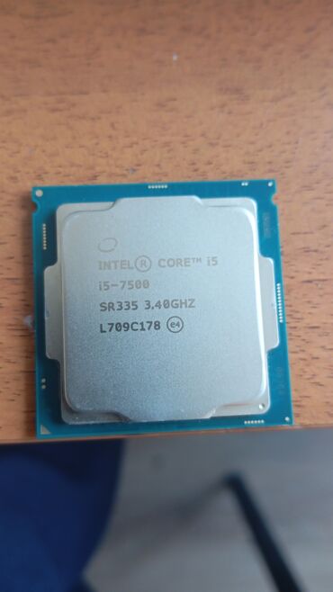 i3 1005g1: Процессор, Intel Core i5, 4 ядер, Для ПК