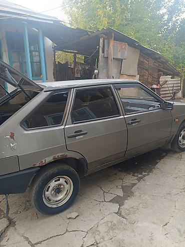 ВАЗ (ЛАДА): ВАЗ (ЛАДА) 2109: 1991 г., Механика, Бензин, Хэтчбэк — 1