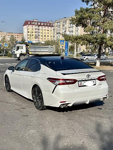 corolla 2022: Toyota Camry: 2018 г., Автомат, Бензин, Седан — 4
