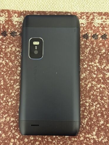 Nokia: Nokia E7, 16 GB, rəng - Boz, Sensor — 2