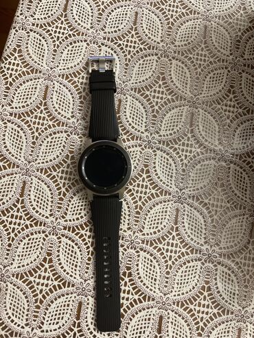 galaxy watch: Samsung galaxy watch 46 MM. Yenidir. İstifadə olunmayıb