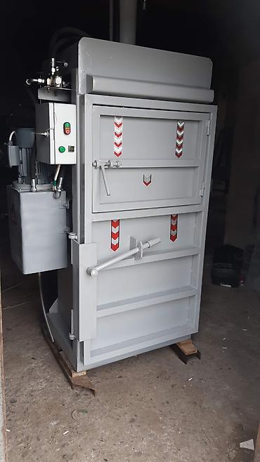misar dasi: Karton və plastik üçün hidravlik pres (balya presi) Təsvir: - Karton — 5