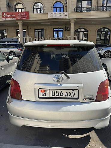 Toyota: Toyota Ist: 2001 г., Автомат, Бензин, Хэтчбэк — 5