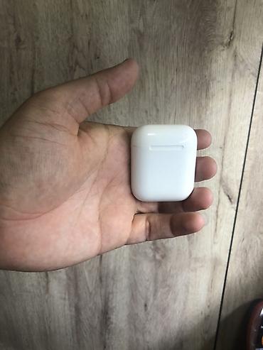 İşlənmiş Simsiz (Bluetooth) Qulaqcıqlar, Apple, rəng - Ağ