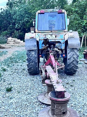 opel zafira 2000: MTZ traktor, kabinəli, arxa 3 nöqtəli asqı və PTO ilə. Mexaniki — 4