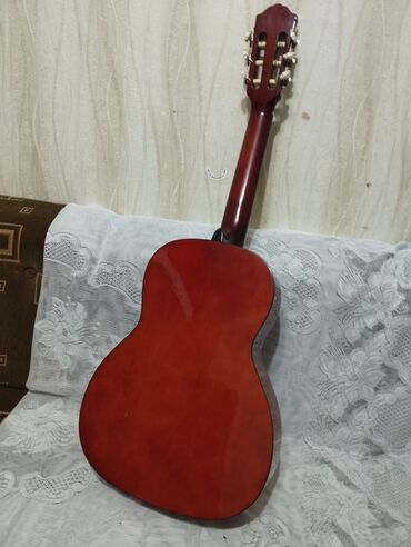 Klassik gitaralar: Klassik gitara — 3