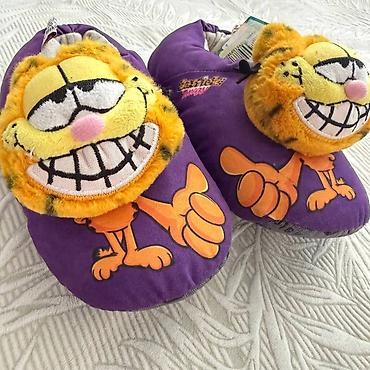 Детская обувь: Ev tərlikləri Məhsul: Garfield temalı ev tərlikləri. - Rəng — 2